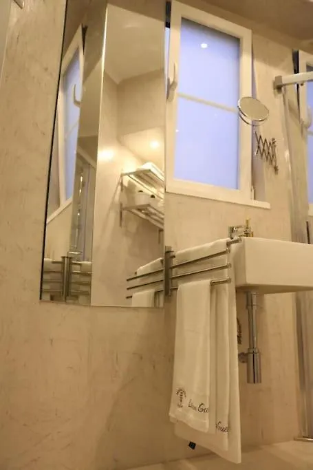 Madalena Views - Stylish & Luxury @ Baixa Lisboa Apartment Lisbon